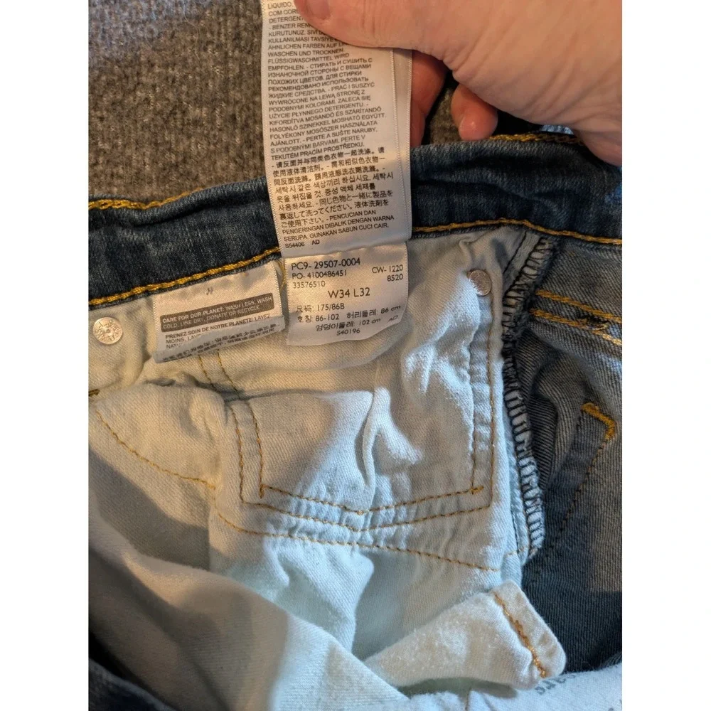 Levis 502 Jeans Mens 34x32 Medium Blue Denim Regular Taper Comfort Stretch